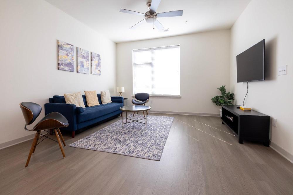 Stunning Nulu 1BR CozySuites 05